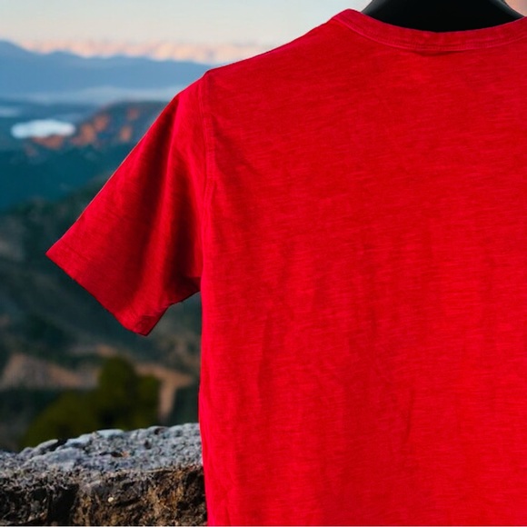 Knights Apparel Wisconsin Badgers Fan T-shirt | Size Medium - Picture 4 of 9